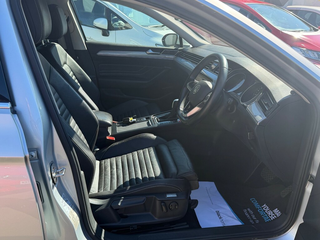 Volkswagen Passat 1.5 Tsi Evo Sel Saloon Dsg Euro 6 Ss  #3
