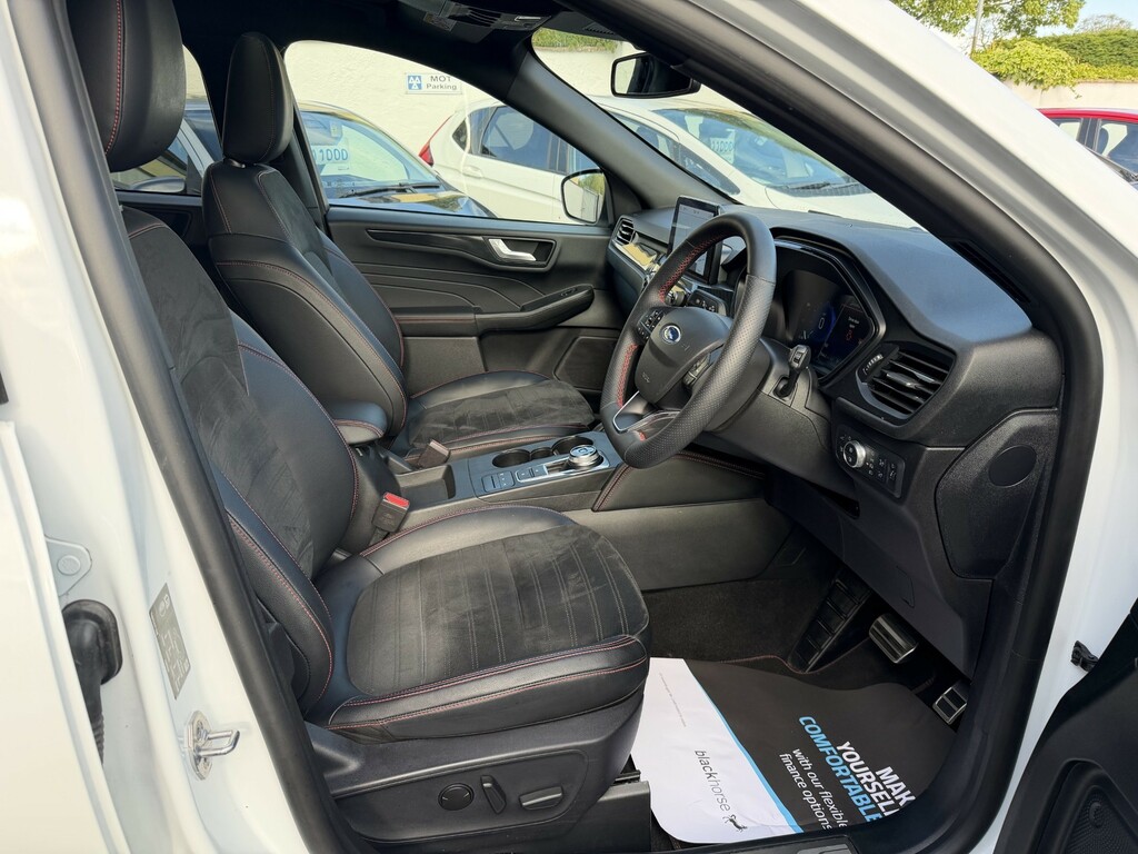 Ford Kuga 2.5 Duratec 14.4Kwh St-line X Edition Suv Petr YS72OGL #3