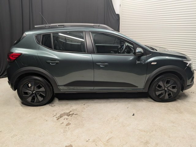 Dacia Sandero Stepway 2024 1.0 Tce Expression Hatchback Manua PL24LXG Green #5