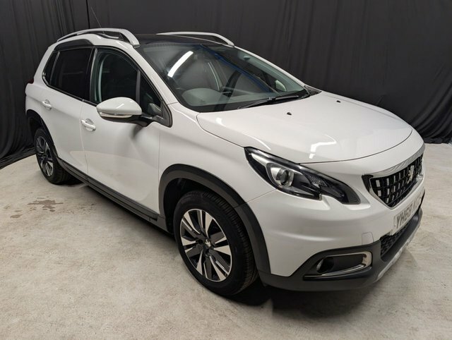 Peugeot 2008 2018 1.2 Puretech Allure Premium Suv Ma YH68KGE White #4