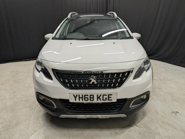 Peugeot 2008 2018 1.2 Puretech Allure Premium Suv Ma YH68KGE White #3