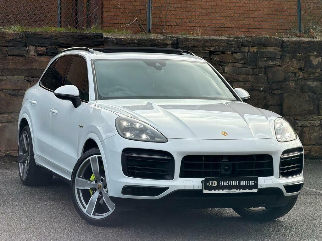 Porsche Cayenne 3.0 V6 E-hybrid 14.1Kwh Suv White