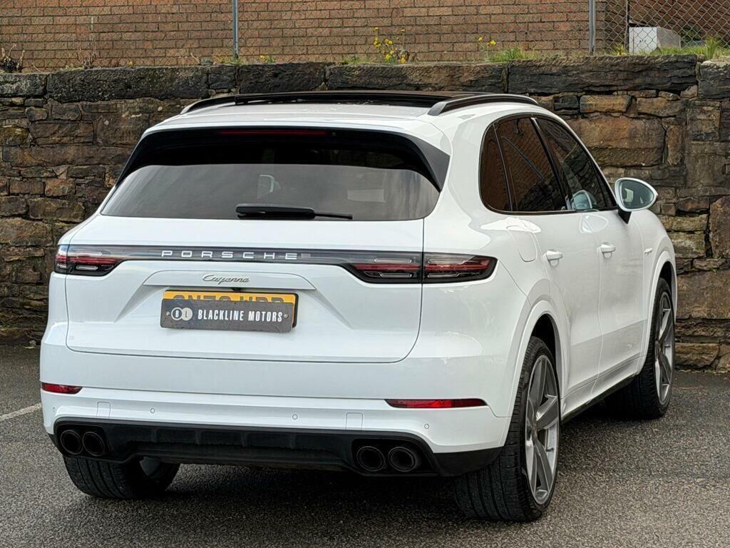 Porsche Cayenne 3.0 V6 E-hybrid 14.1Kwh Suv White #6