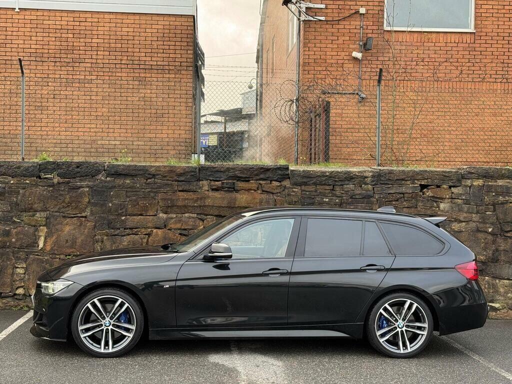 BMW 3 Series 2.0 320D M Sport Shadow Edition Touring Euro Black #4
