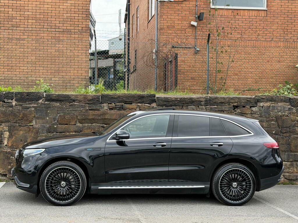 Mercedes-Benz EQC 400 80Kwh Amg Line Premium Plus 4Matic Black #4