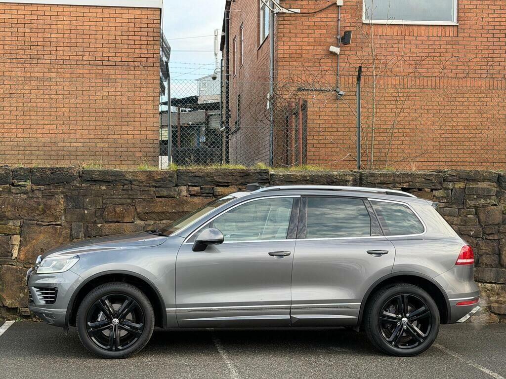Volkswagen Touareg 3.0 Tdi V6 Bluemotion Tech R-line Plus Tiptronic 4 Grey #4