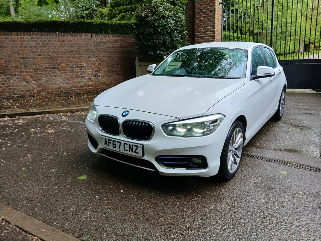 BMW 1 Series 120I 2.0 Sport Nav 5Dr. Ul AF67CNZ White #3