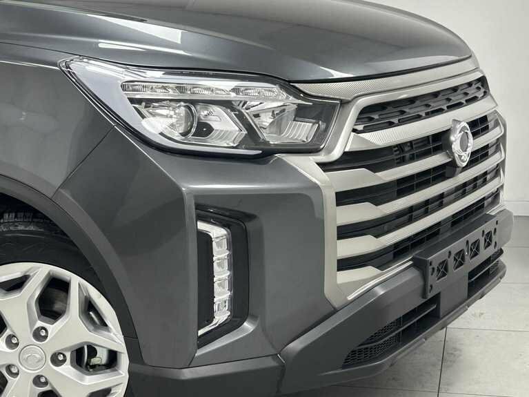 SsangYong Musso Diesel   #3