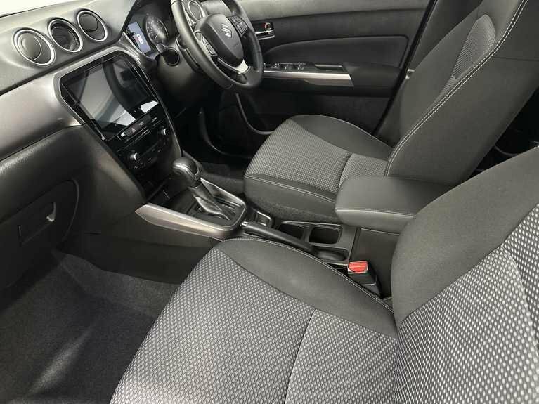 Suzuki Vitara 1.5 Hybrid Motion EY74LTO #3