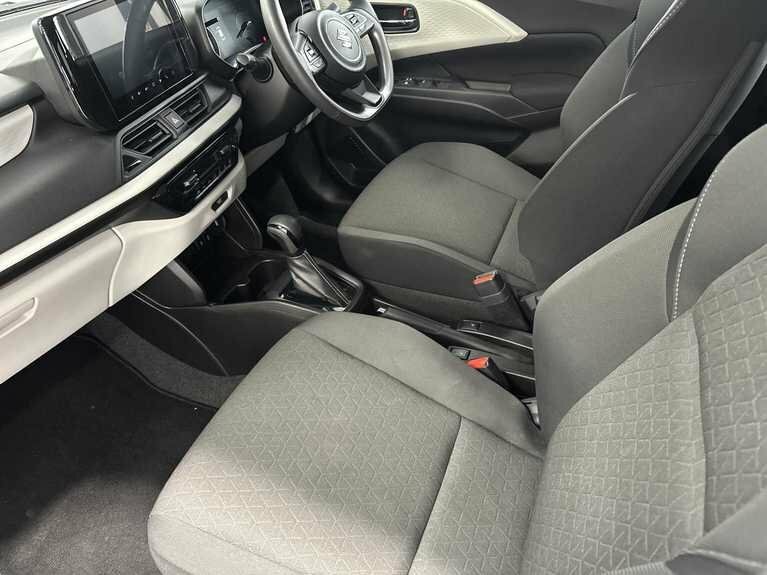 Suzuki Swift 1.2 Mild Hybrid Motion VX24OEE #3