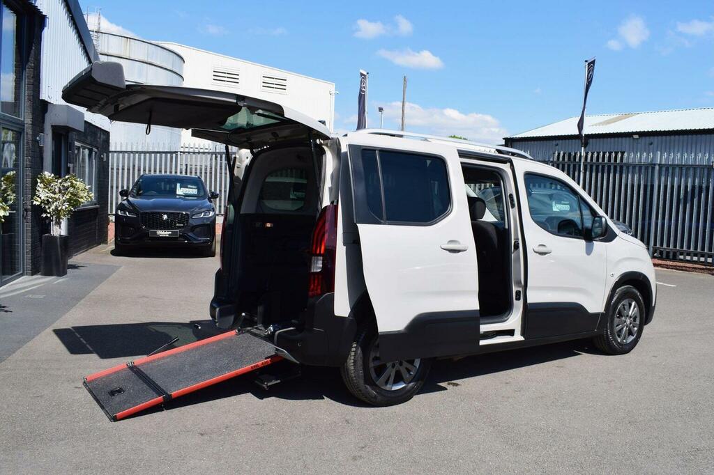 Peugeot Rifter Mpv 1.5 Bluehdi Allure Standard Mpv Euro 6 20 Beige #5
