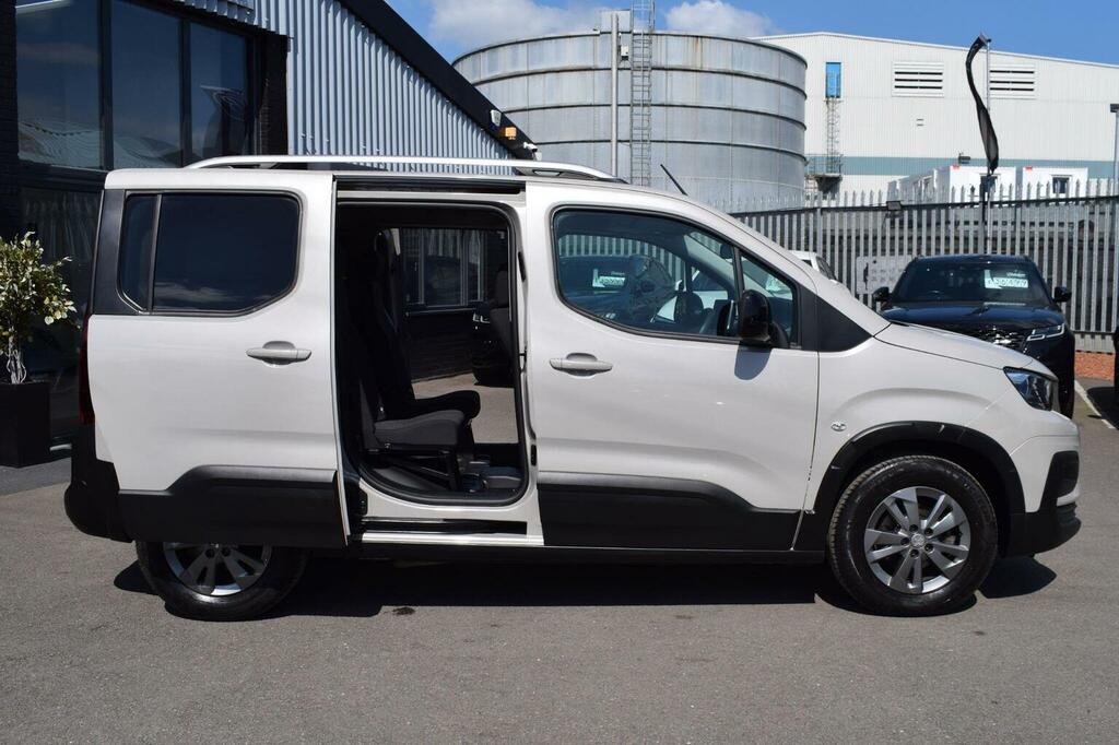 Peugeot Rifter Mpv 1.5 Bluehdi Allure Standard Mpv Euro 6 20 Beige #4