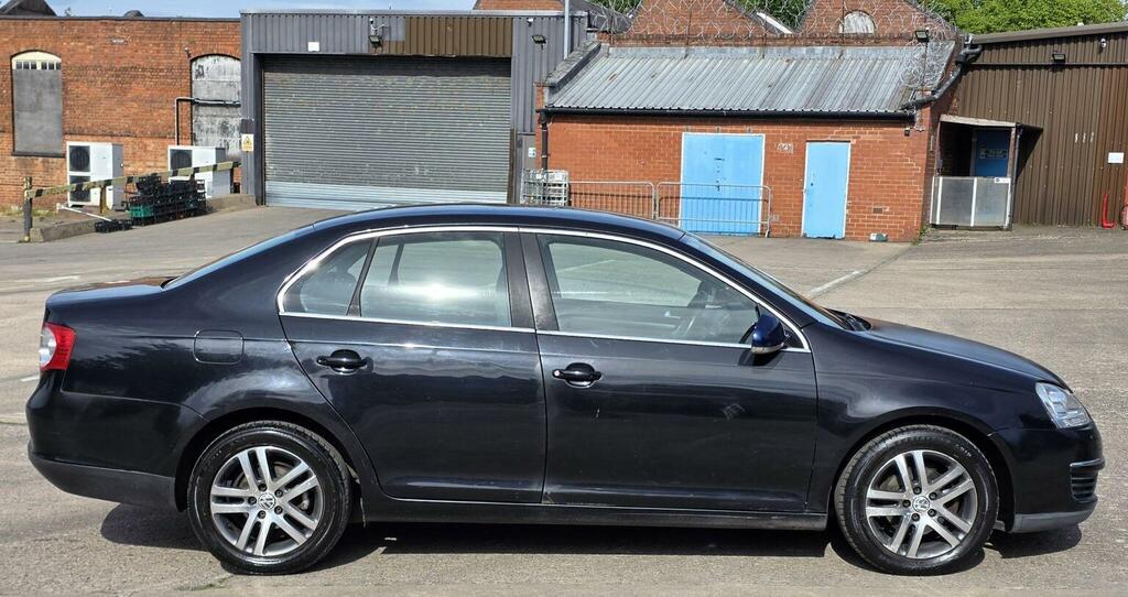Volkswagen Jetta Silver #6