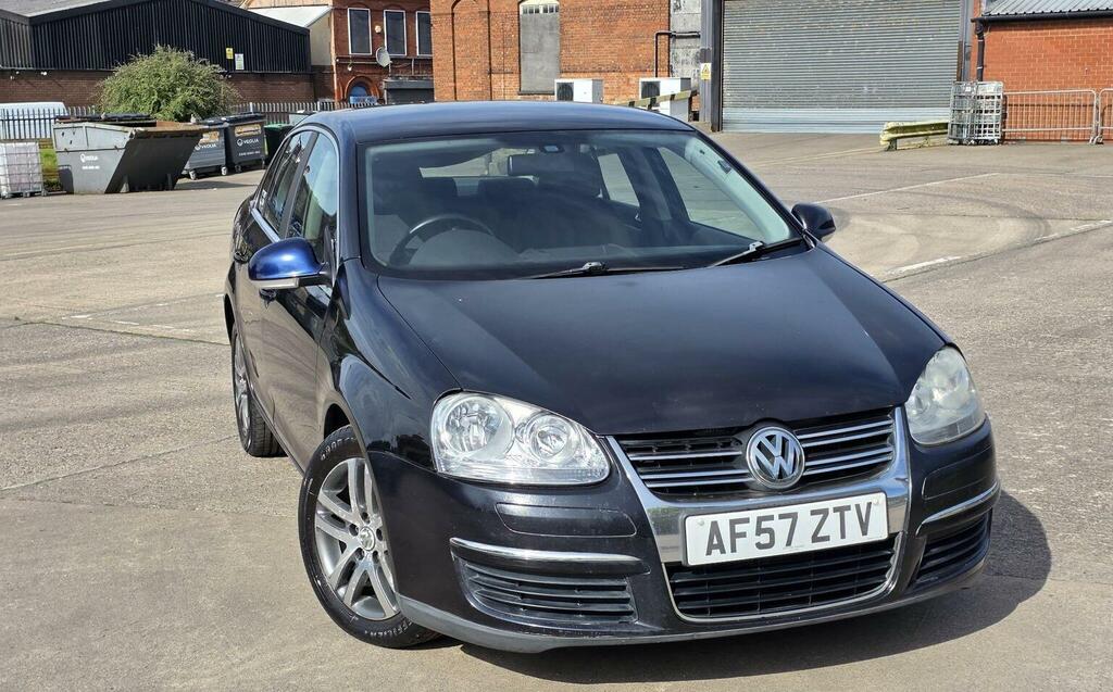 Volkswagen Jetta Silver #13