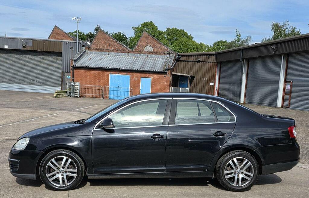 Volkswagen Jetta Silver #5
