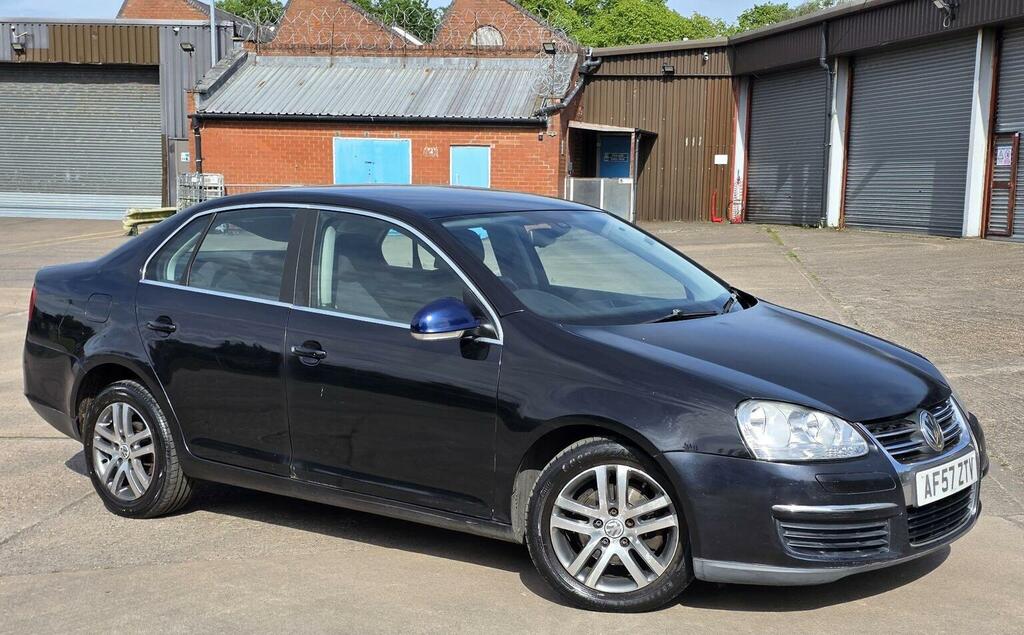 Volkswagen Jetta Silver #14