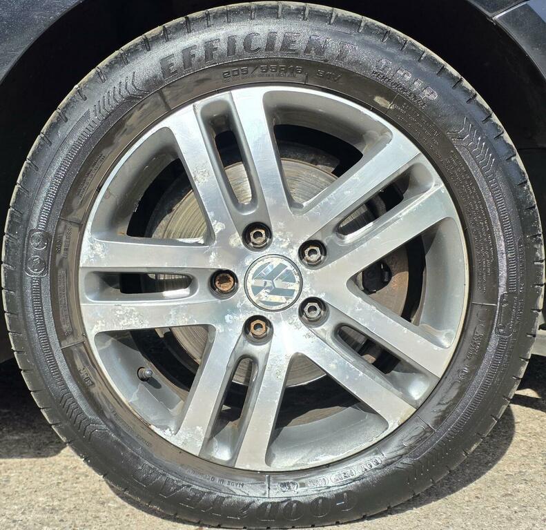 Volkswagen Jetta Silver #28