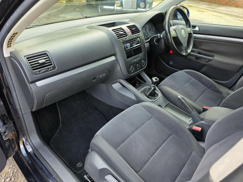 Volkswagen Jetta Silver #16