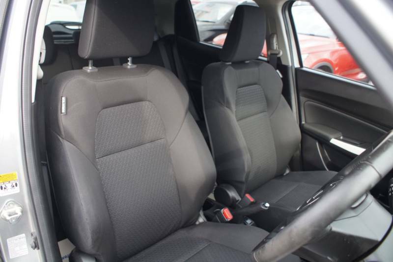Suzuki Swift 1.2 Dualjet 83 12V Hybrid Sz-l - 2023 73 DY73EWM Silver #2