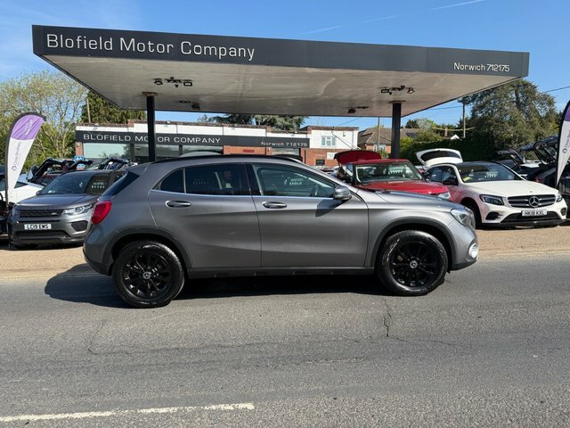 Mercedes-Benz GLA Class 2.1 Gla200d Se Executive Suv E WX67XGL Grey #4