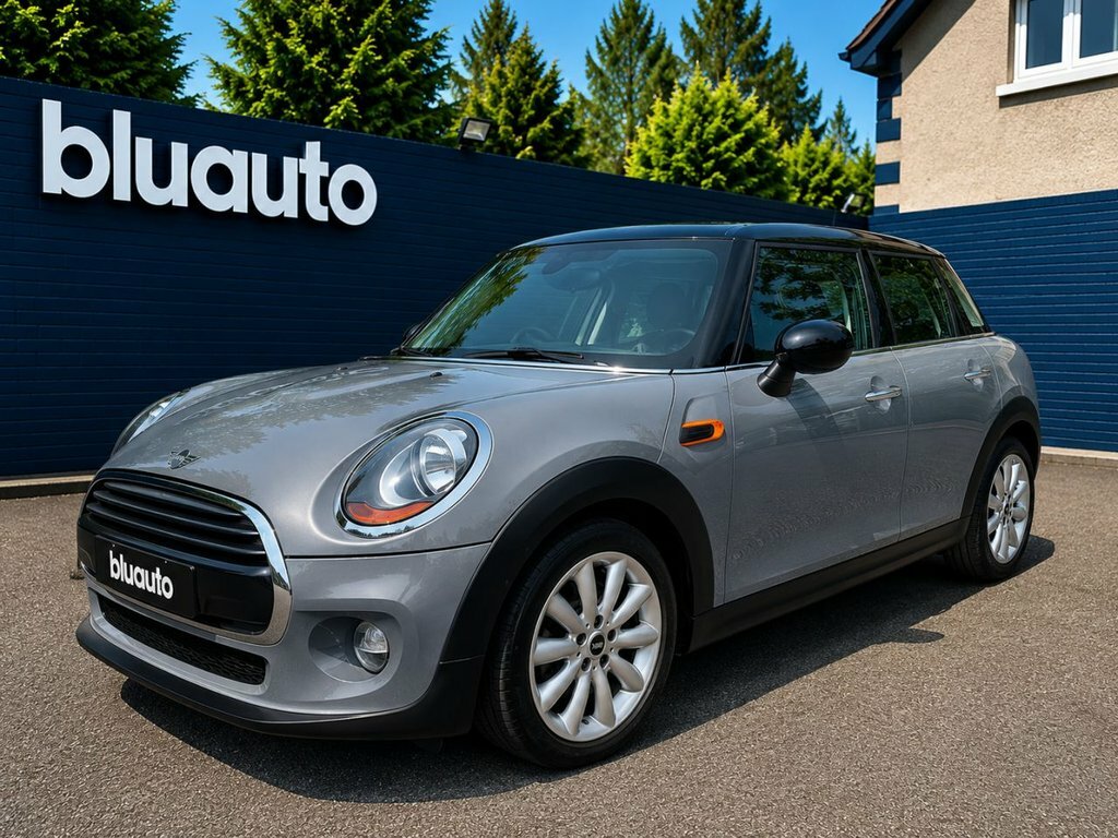 Mini Hatch 1.5L Cooper Grey
