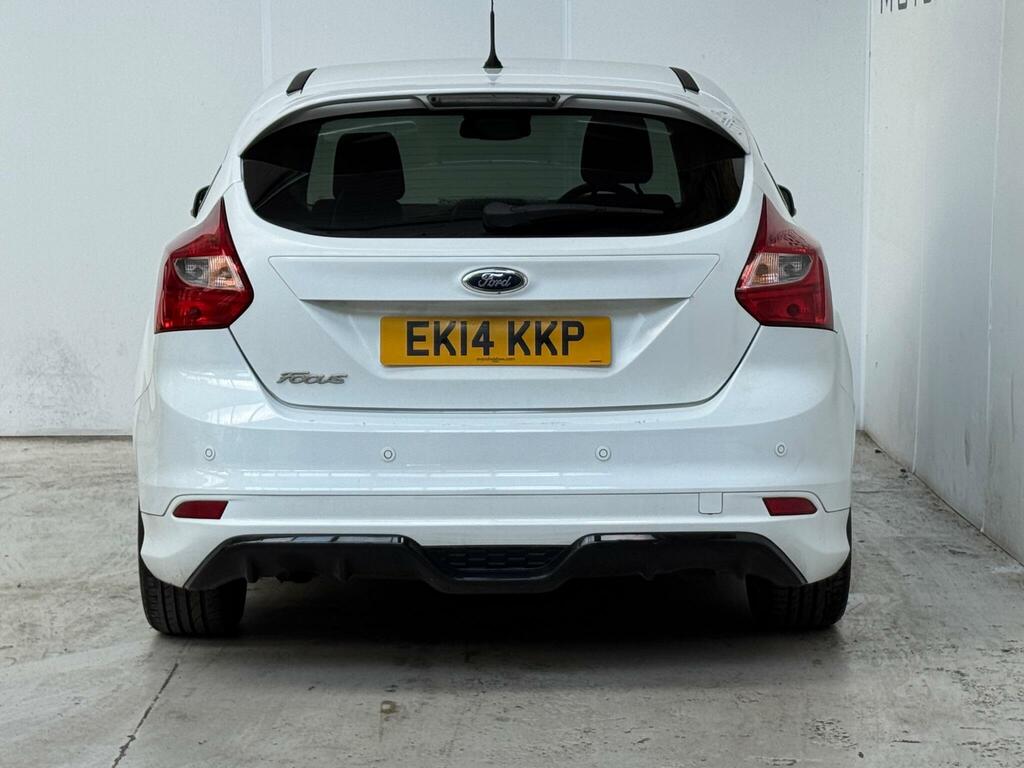 Ford Focus 1.6 Tdci Zetec S Euro 5 Ss EK14KKP White #5
