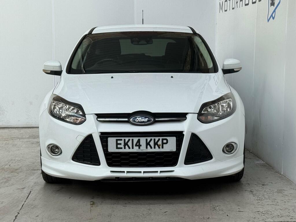 Ford Focus 1.6 Tdci Zetec S Euro 5 Ss EK14KKP White #2