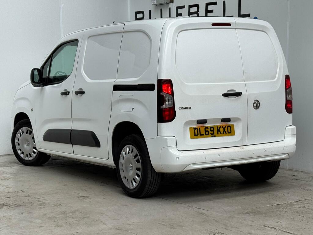 Vauxhall Combo 1.6 Turbo D 2300 Sportive L1 H1 Euro 6 Ss DL69KXO White #4