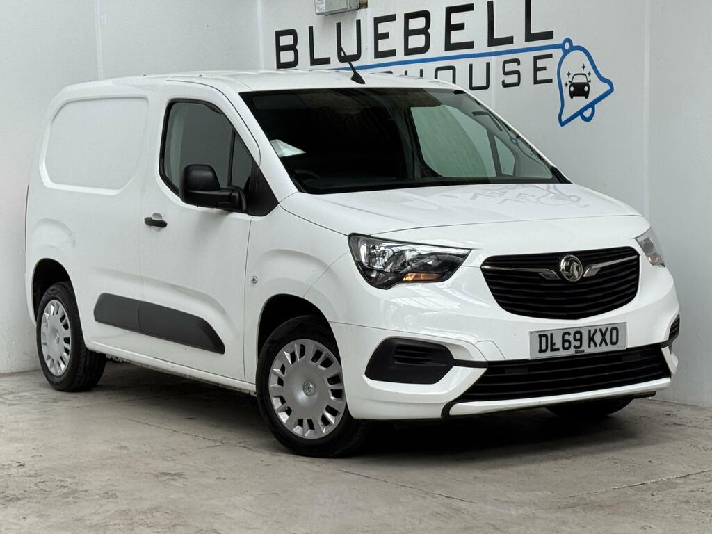 Vauxhall Combo 1.6 Turbo D 2300 Sportive L1 H1 Euro 6 Ss White