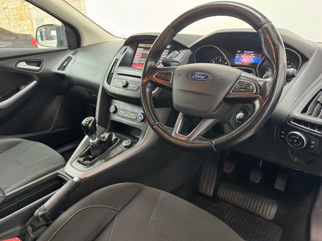 Ford Focus 1.6 Tdci Zetec Euro 5 Ss BN15ZFX Grey #3