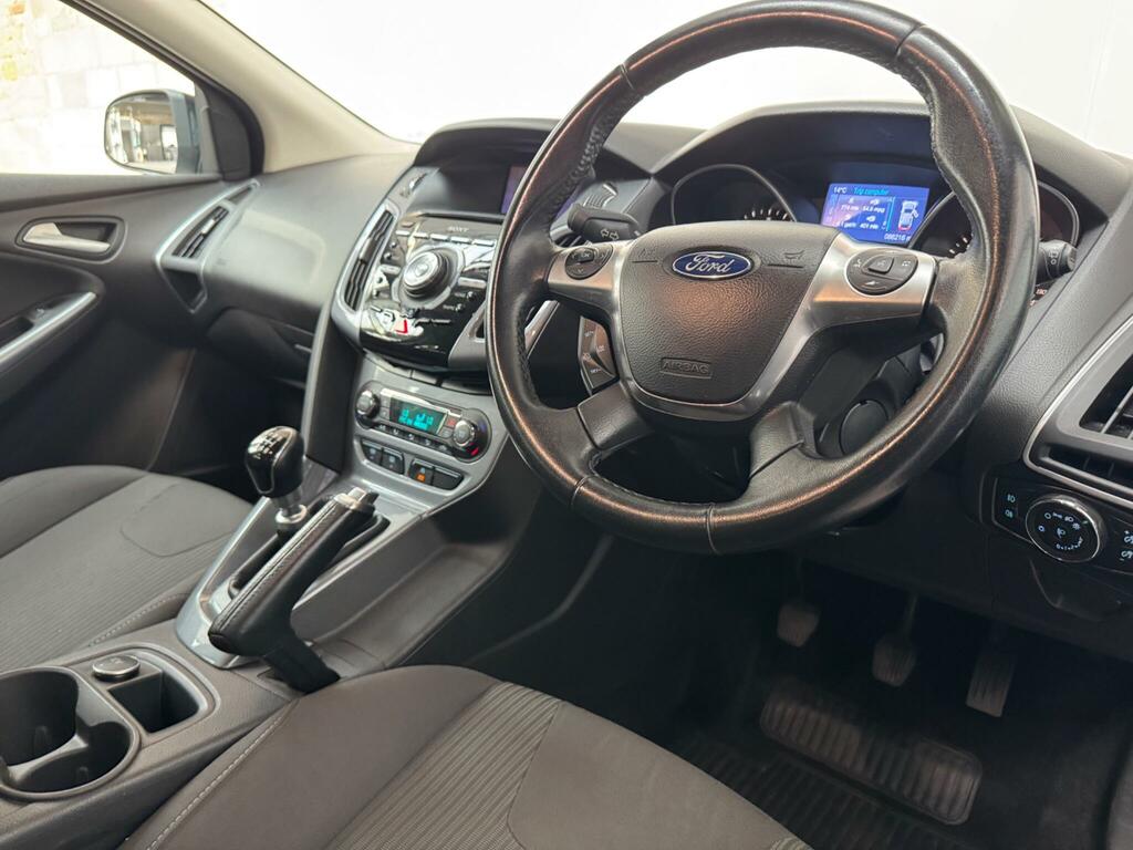 Ford Focus 1.6 Tdci Titanium Navigator Euro 5 Ss SA14NDE Black #3