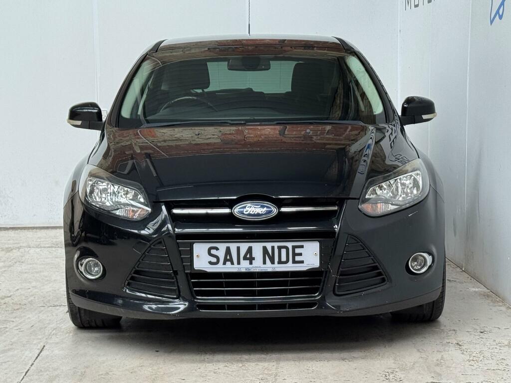 Ford Focus 1.6 Tdci Titanium Navigator Euro 5 Ss SA14NDE Black #2