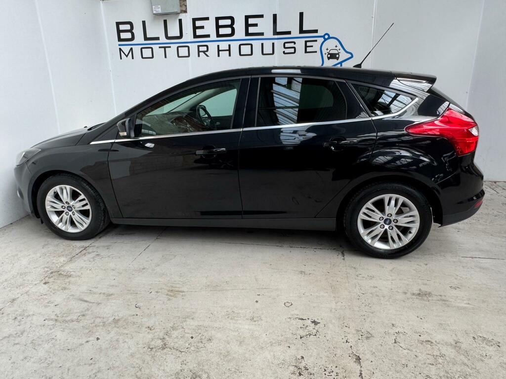 Ford Focus 1.6 Tdci Titanium Navigator Euro 5 Ss SA14NDE Black #6