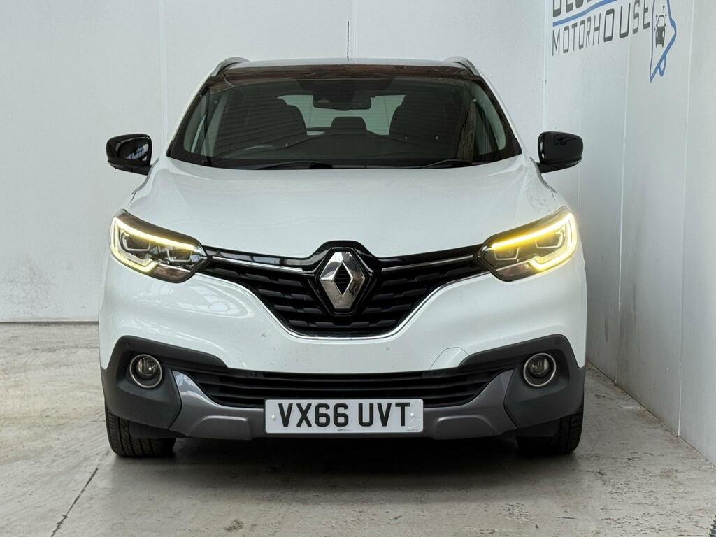 Renault Kadjar 1.5 Dci Signature Nav Euro 6 Ss VX66UVT White #2