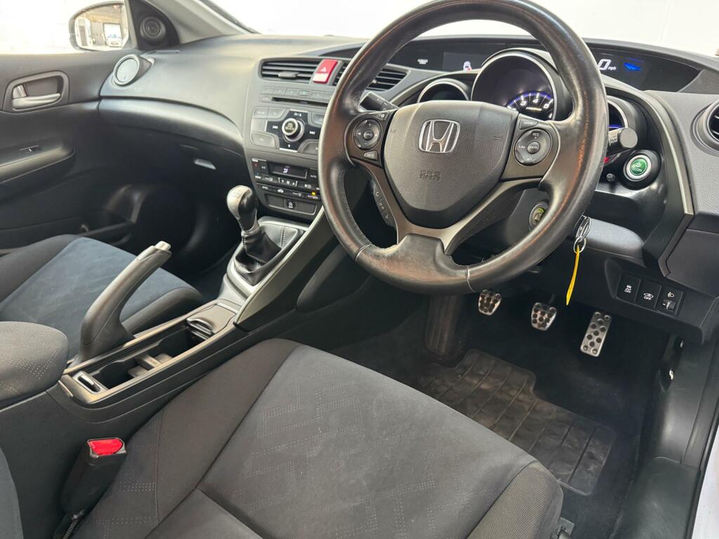 Honda Civic 1.8 I-vtec Es Euro 5 Ss White #3