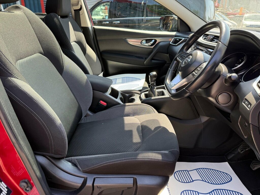 Nissan Qashqai 1.2 Dig-t N-connecta Euro 6 Ss GX68WFD Red #6