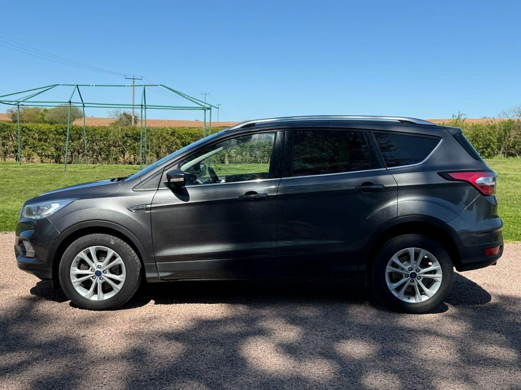 Ford Kuga 1.5 Tdci Titanium Powershift Euro 6 S S Grey #4