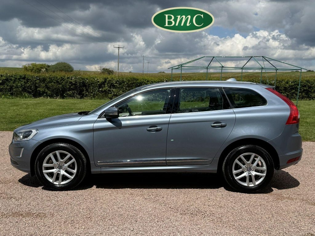 Volvo XC60 2.0 D4 Se Lux Nav Euro 6 S S WT16JWE Blue #4