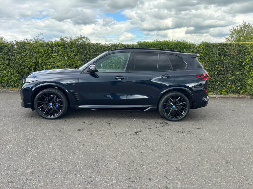 BMW X5 Xdrive30d Mht M Sport YL25MVD Black #4