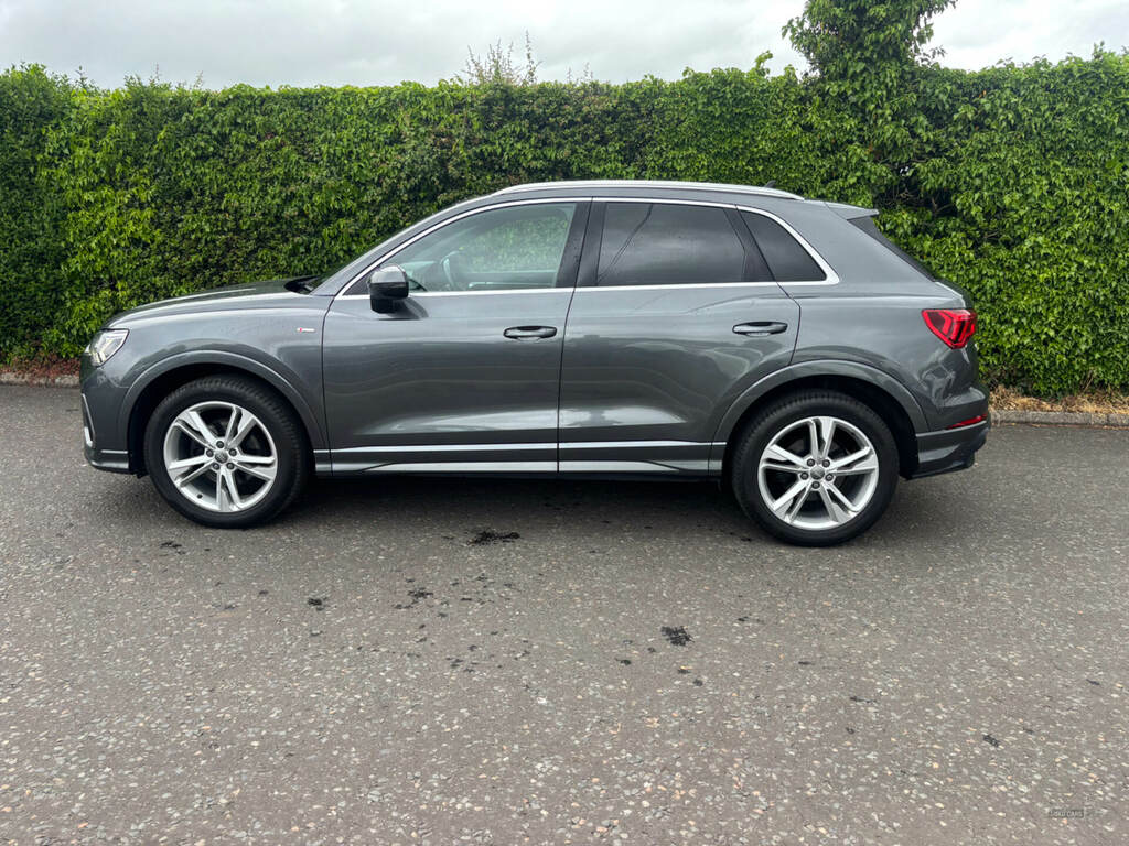 Audi Q3 35 Tdi S Line S Tronic KY19LNK Grey #2