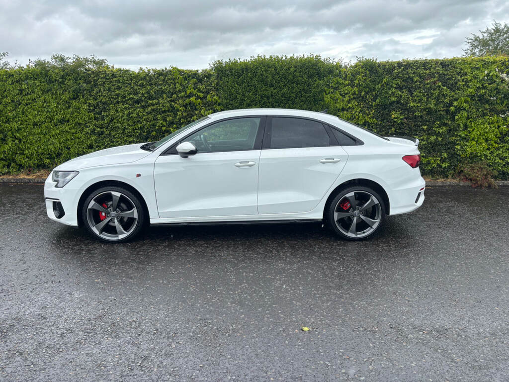 Audi A3 30 Tdi Sport YH22KOX White #4