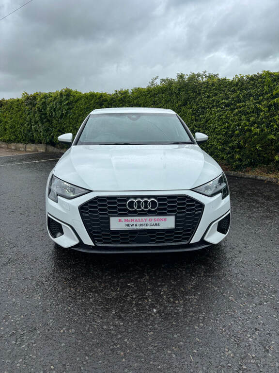 Audi A3 30 Tdi Sport YH22KOX White #2