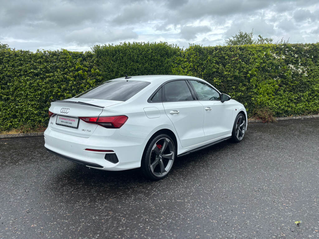 Audi A3 30 Tdi Sport YH22KOX White #5