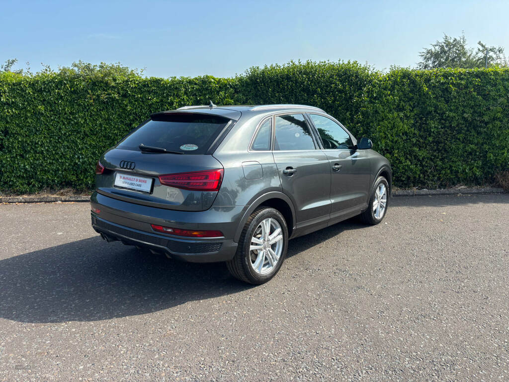 Audi Q3 2.0 Tdi S Line Grey