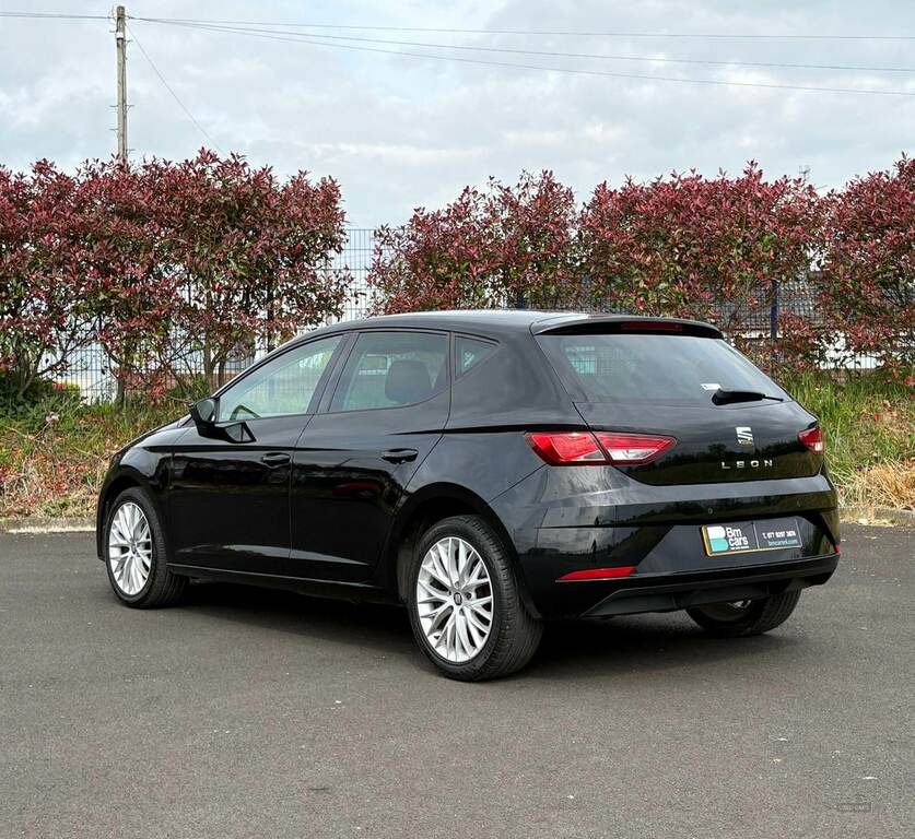Seat Leon 1.6 Tdi Se Dynamic Ez SH19UVL Black #3