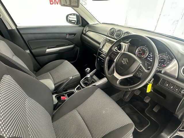 Suzuki Vitara 1.4 Boosterjet Sz-t Suv Euro 6 WK69WCZ Black #3