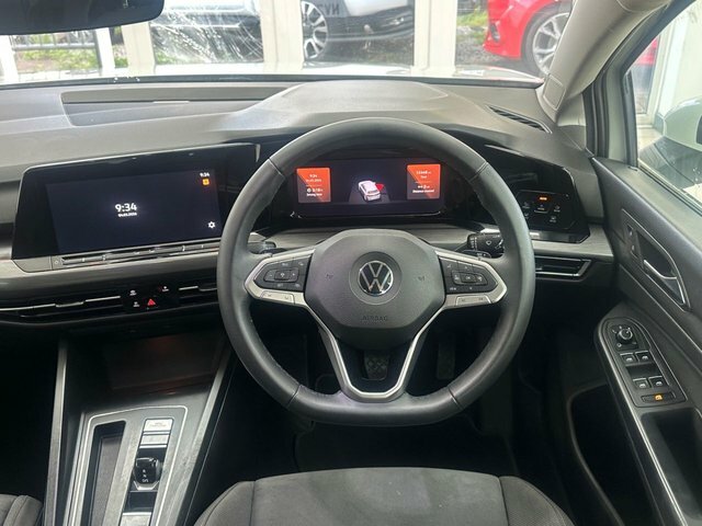 Volkswagen Golf 1.5 Etsi Mhev Style Hatchback Hybrid Ds NV21UWF White #4