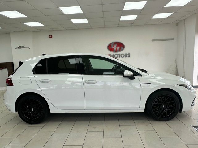 Volkswagen Golf 1.5 Etsi Mhev Style Hatchback Hybrid Ds NV21UWF White #2