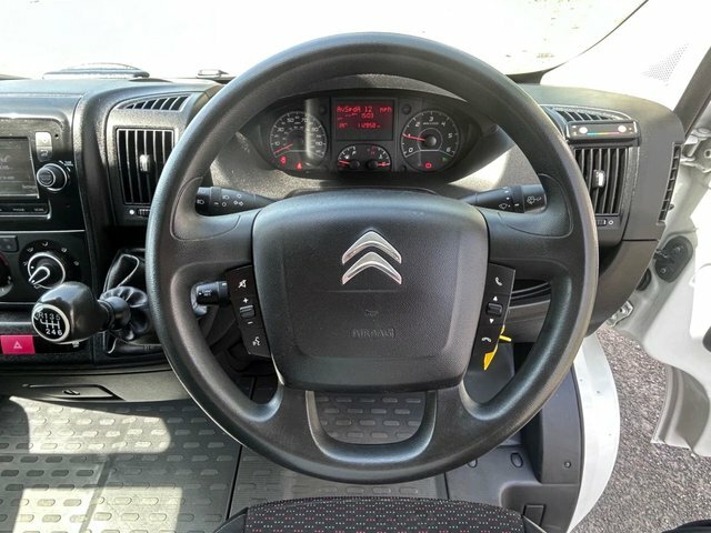 Citroen Relay 2.2 Bluehdi 35 Enterprise Panel Van Man YS69UCN White #4