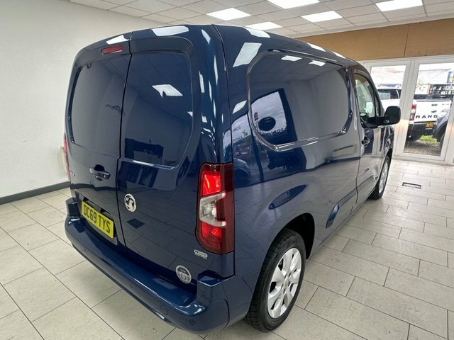 Vauxhall Combo 1.5 Turbo D 2000 Limited Edition Nav Panel Van DC69TYS Blue #6